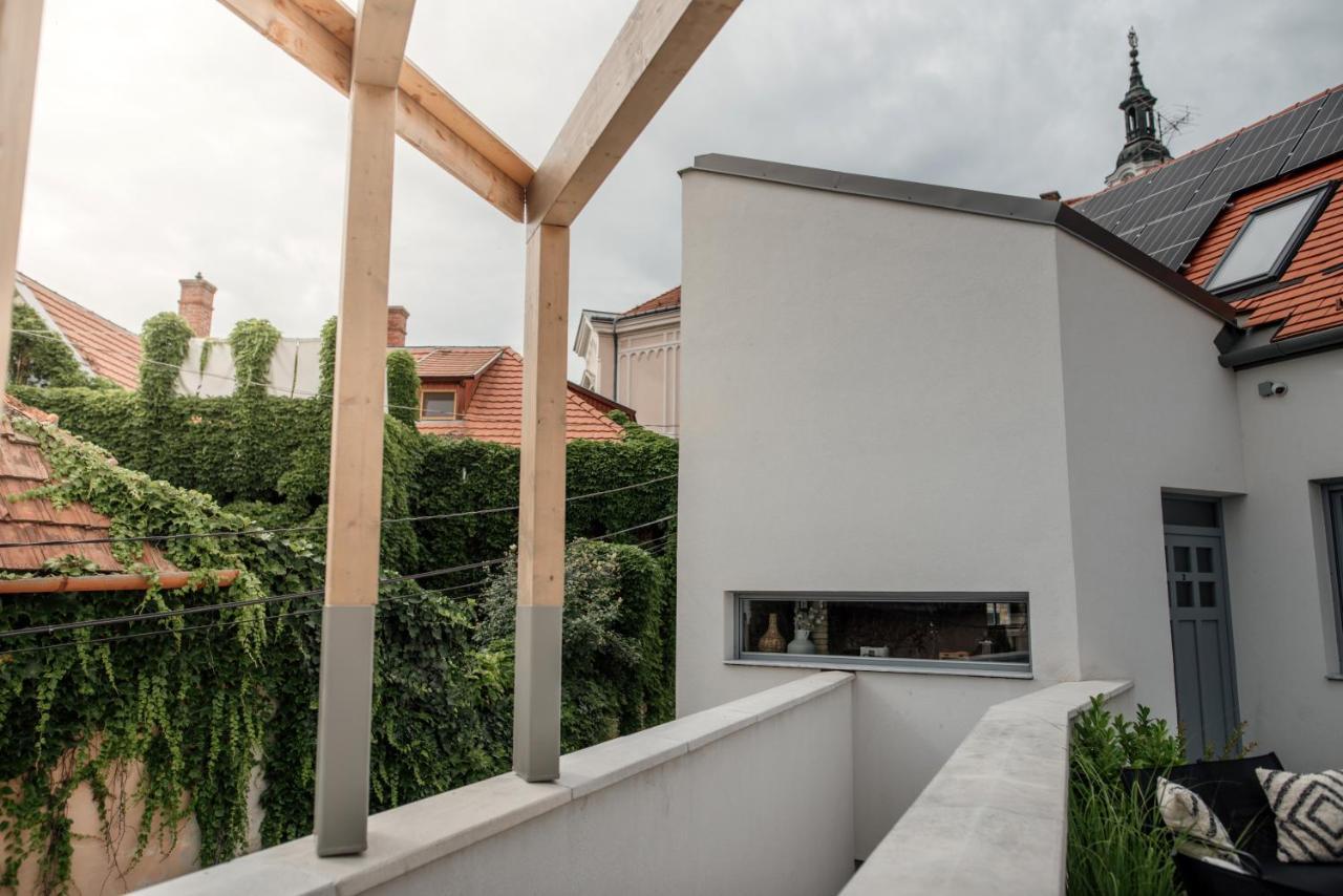 Loftlakasom**** Aparthotel Veszprém Екстериор снимка