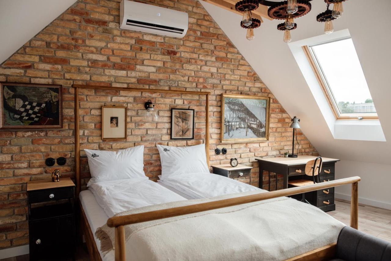 Loftlakasom**** Aparthotel Veszprém Екстериор снимка