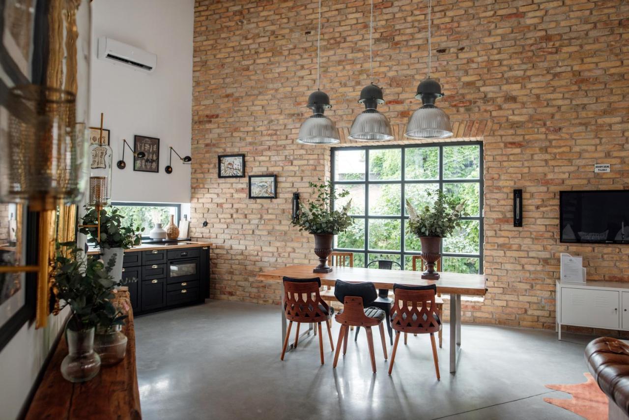 Loftlakasom**** Aparthotel Veszprém Екстериор снимка